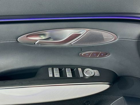 Certified 2026 Genesis GV70 2.5T Advanced image 18