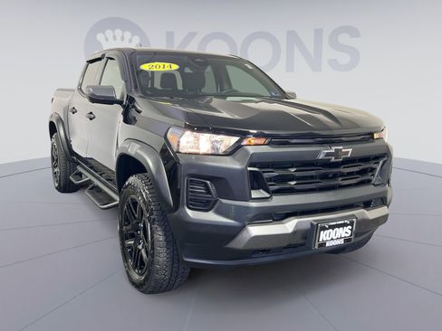 Used 2025 Chevrolet Colorado Trail Boss image 10