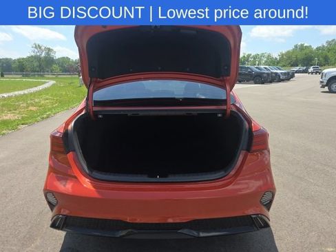 Used 2023 Kia Forte GT-Line w/ GT-Line Technology Package FWD image 12