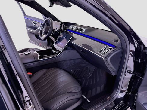 Used 2025 Mercedes-Benz S 63 AMG S image 32