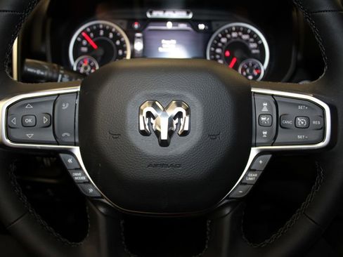 New 2026 RAM 1500 4x4 Crew Cab image 10