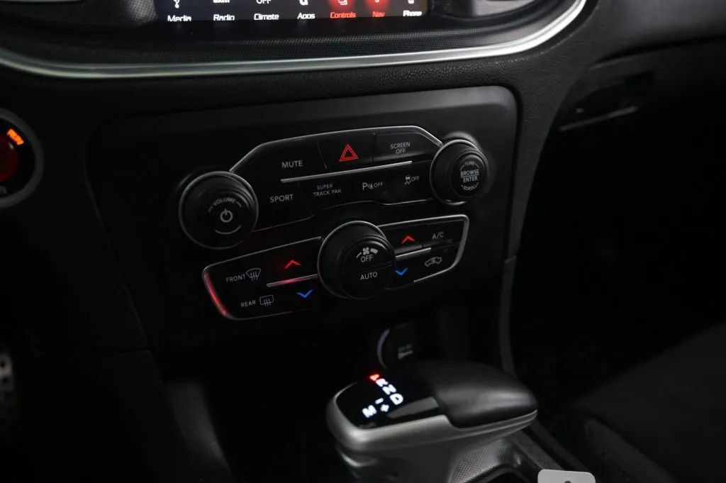 Used 2018 Dodge Charger R/T Scat Pack w/ Dynamics Package RWD image 28