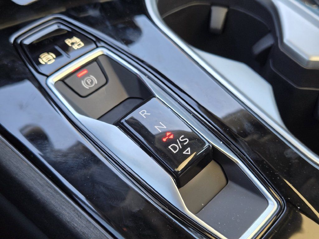 Used 2026 Audi A6 Premium Plus AWD/4WD image 26