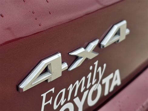 Used 2022 Jeep Compass Latitude w/ Convenience Group image 9