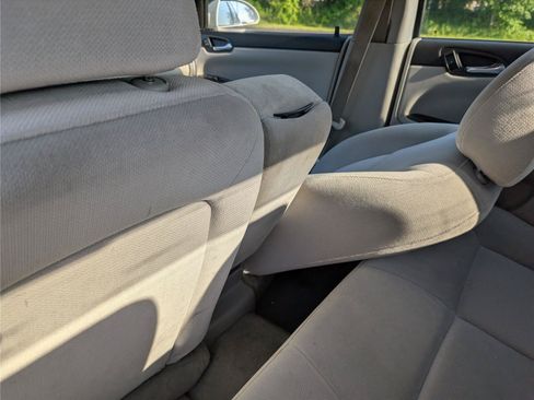 Used 2011 Chevrolet Impala LS FWD image 28