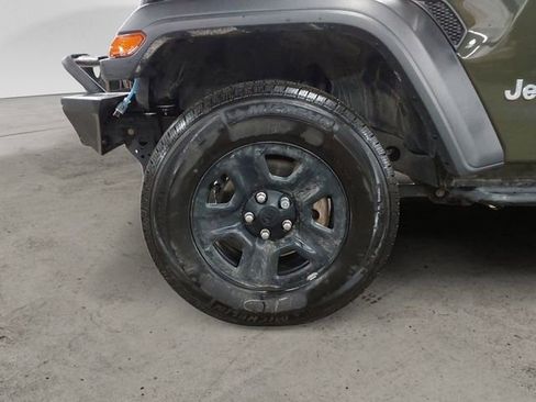 Used 2021 Jeep Wrangler Sport image 14