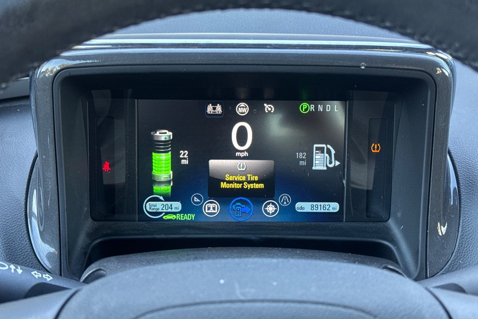 Used 2015 Chevrolet Volt Premium w/ Premium Trim Package FWD image 40