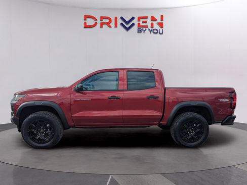 New 2026 Chevrolet Colorado Trail Boss AWD/4WD image 2