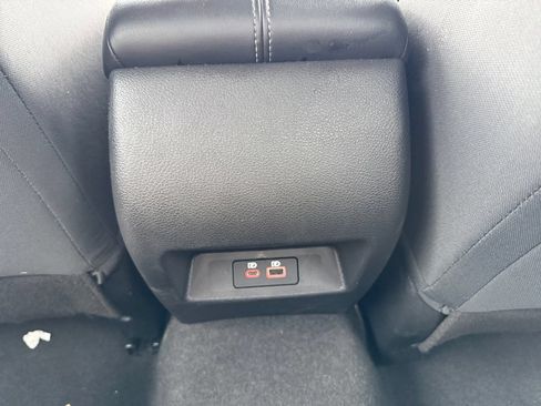 Used 2024 Nissan Altima 2.5 SV FWD image 36