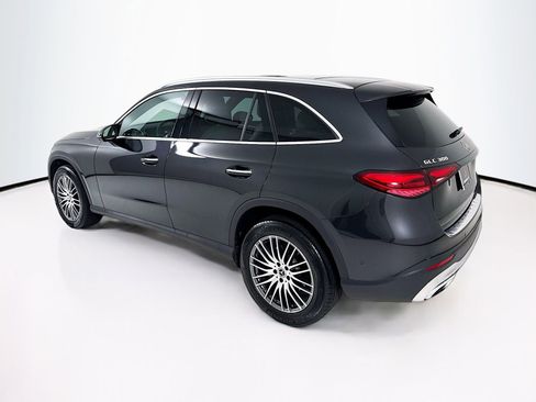 Used 2026 Mercedes-Benz GLC 300 image 6