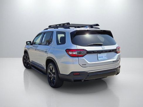 New 2026 Honda Pilot Black Edition image 6