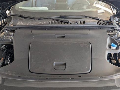 New 2025 Volvo EX30 Plus w/ Protection Package Premier image 16