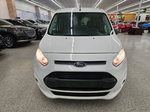 Used 2017 Ford Transit Connect XLT image 2
