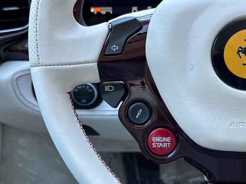 Used 2010 Ferrari 458 Italia Coupe RWD image 29
