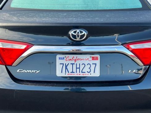 Used 2015 Toyota Camry LE FWD image 19