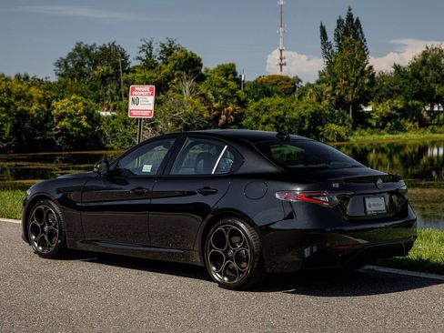 New 2025 Alfa Romeo Giulia w/ Driving Assist Package image 5