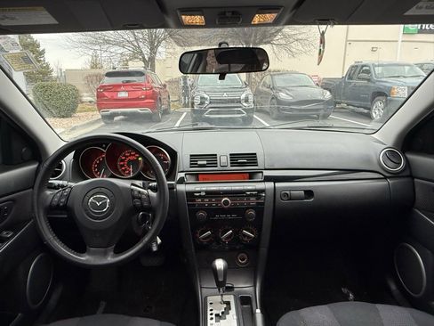 Used 2008 MAZDA MAZDA3 s Touring image 22