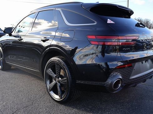 Used 2022 Genesis GV70 3.5T Sport w/ Sport Prestige Package image 3
