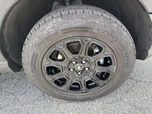 Used 2025 Ford Bronco Sport Badlands image 12