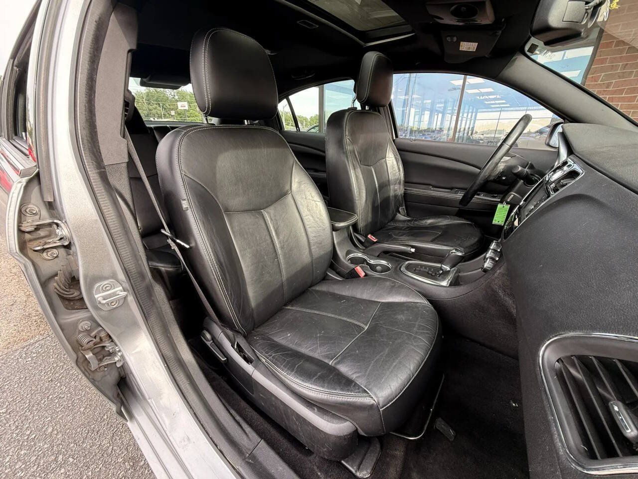 Used 2013 Chrysler 200 Limited w/ Sun/Sound Group FWD image 11