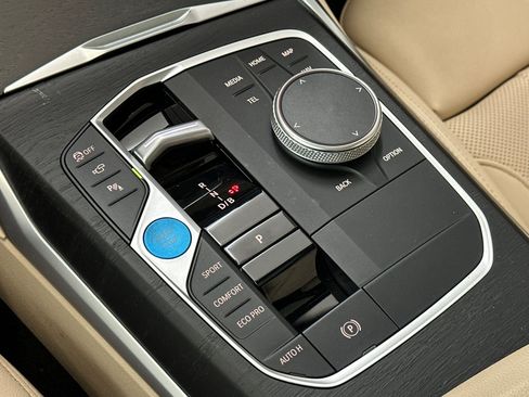 Certified 2023 BMW i4 eDrive40 RWD image 17