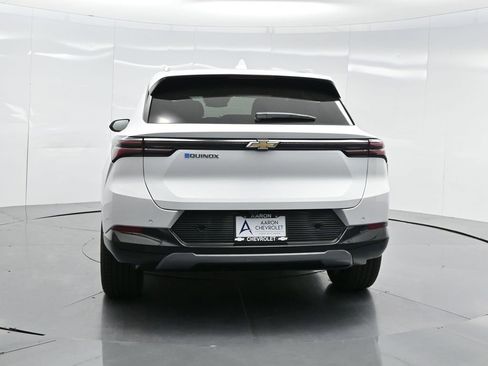 Used 2025 Chevrolet Equinox EV LT w/ Convenience Package image 40