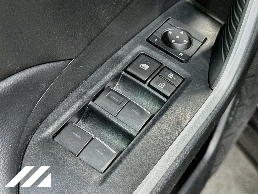 Used 2024 Toyota RAV4 XLE AWD/4WD image 19