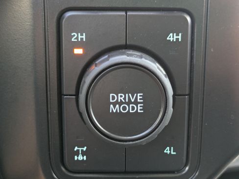 Used 2026 Ford F250 Lariat w/ Lariat Ultimate Package AWD/4WD image 65
