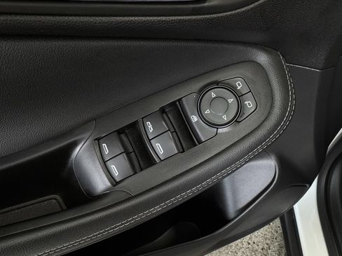 Used 2024 Buick Encore GX Preferred FWD image 11