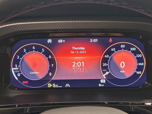 New 2025 Volkswagen Atlas Peak Edition SE image 23