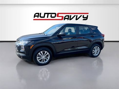 Used 2023 Chevrolet TrailBlazer LS image 3