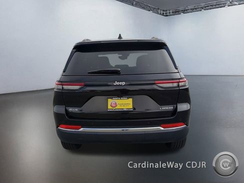 Used 2024 Jeep Grand Cherokee Laredo X image 4