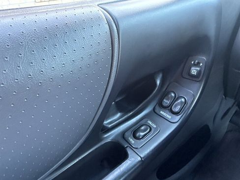 Used 2002 Ford Ranger XLT image 39