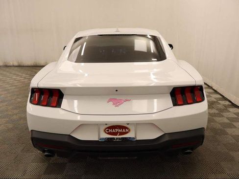 Used 2025 Ford Mustang Coupe image 23