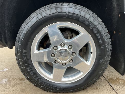 Used 2015 GMC Sierra 2500 Denali w/ Duramax Plus Package image 9