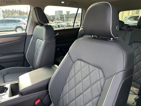 New 2026 Volkswagen Atlas SEL Premium R-Line image 12