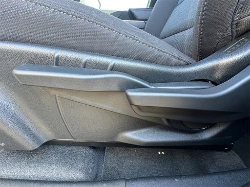 New 2026 Chevrolet Equinox LT image 10