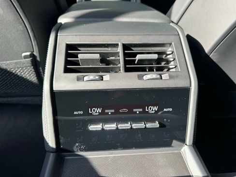 Used 2026 Porsche Panamera GTS image 37