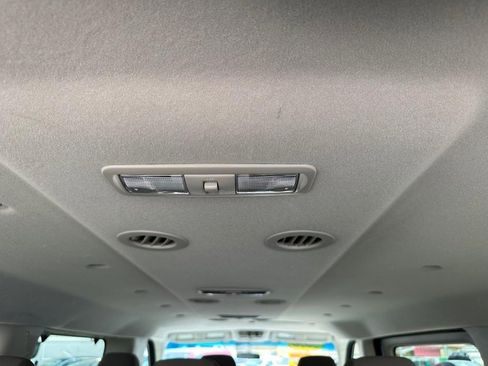 Used 2020 Nissan NV 3500 SV image 42