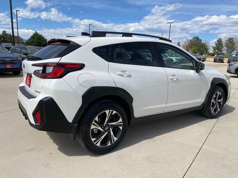 Used 2024 Subaru Crosstrek 2.0i Premium image 5