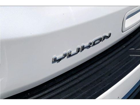 Used 2023 GMC Yukon Denali Ultimate AWD/4WD image 31