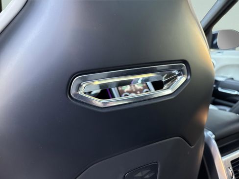 Used 2021 Land Rover Range Rover Sport SVR image 34