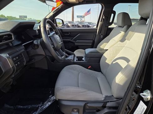 Used 2025 Toyota Tacoma SR5 RWD image 5