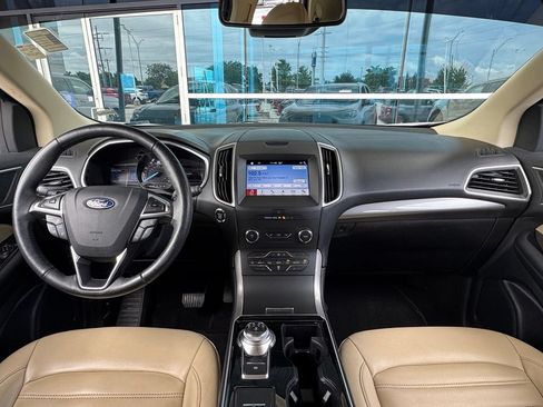Used 2019 Ford Edge SEL w/ Equipment Group 201A AWD/4WD image 7