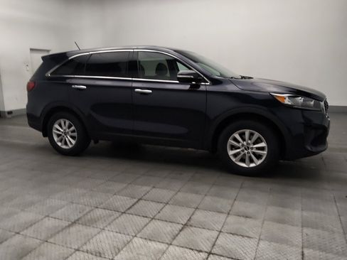 Used 2020 Kia Sorento LX FWD image 11