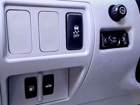 Used 2012 Lexus IS 250 RWD image 21