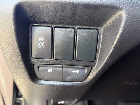 Used 2015 Acura TLX FWD image 38