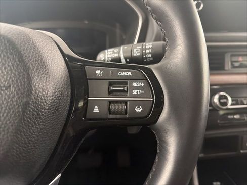 Used 2025 Honda Pilot Elite image 20