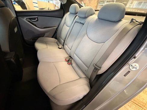 Used 2013 Hyundai Elantra GLS w/ Preferred Pkg image 15