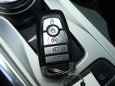 Used 2020 Ford Explorer Limited RWD image 28
